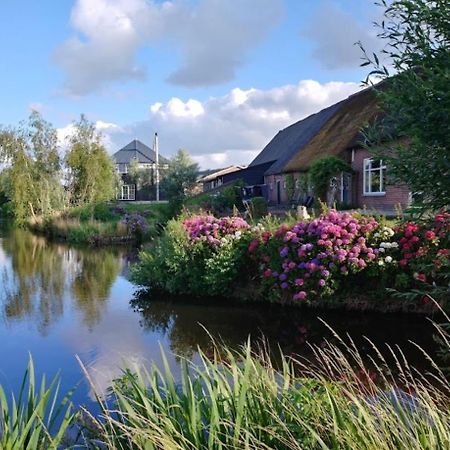 Blossom Barn Lodges Oudewater Buitenkant foto